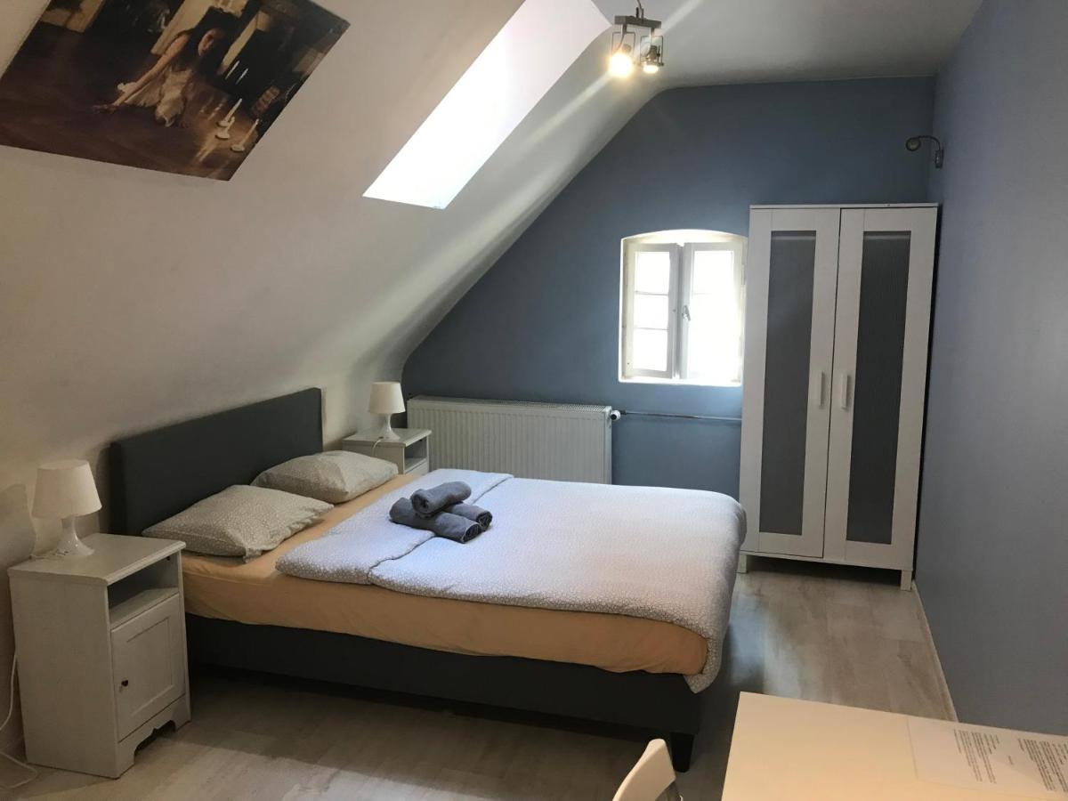 Rosemary'S Private Ensuite Rooms In Old Town Πόζναν Εξωτερικό φωτογραφία